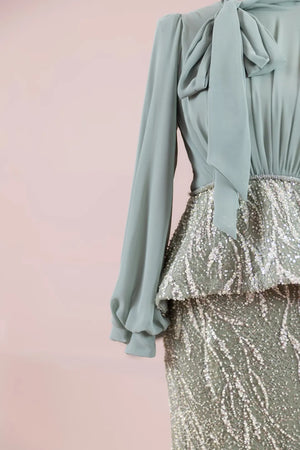 Nişa Tesettür Abiye.