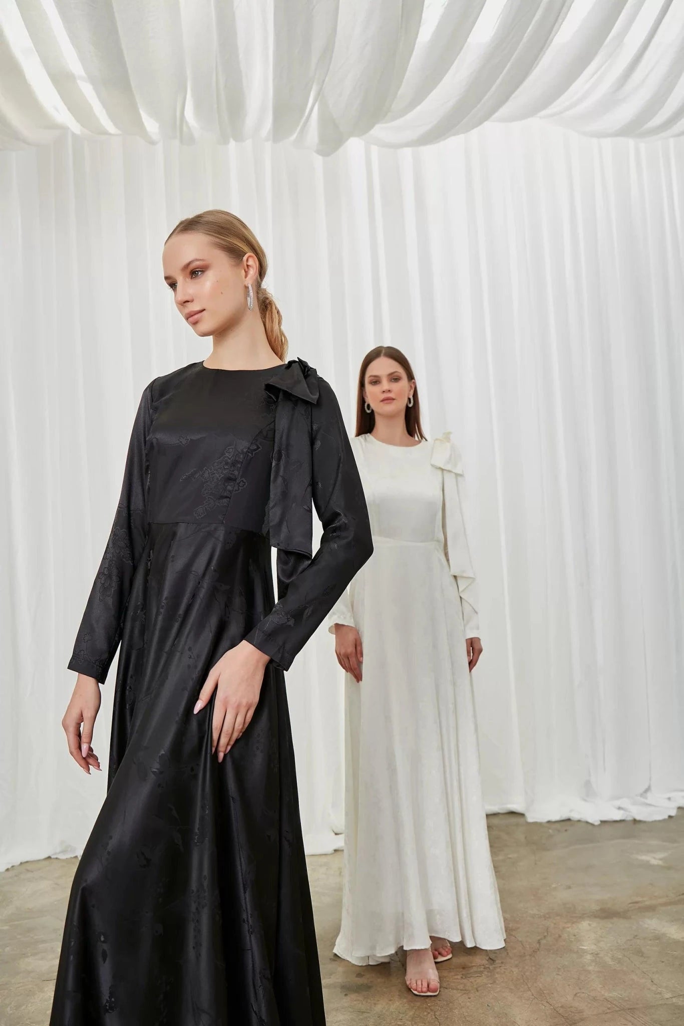 Fiyonk Detaylı Saten Abiye - FioraofDress - tesettur - abiye - 40 - Beyaz - hijab - evening - dress